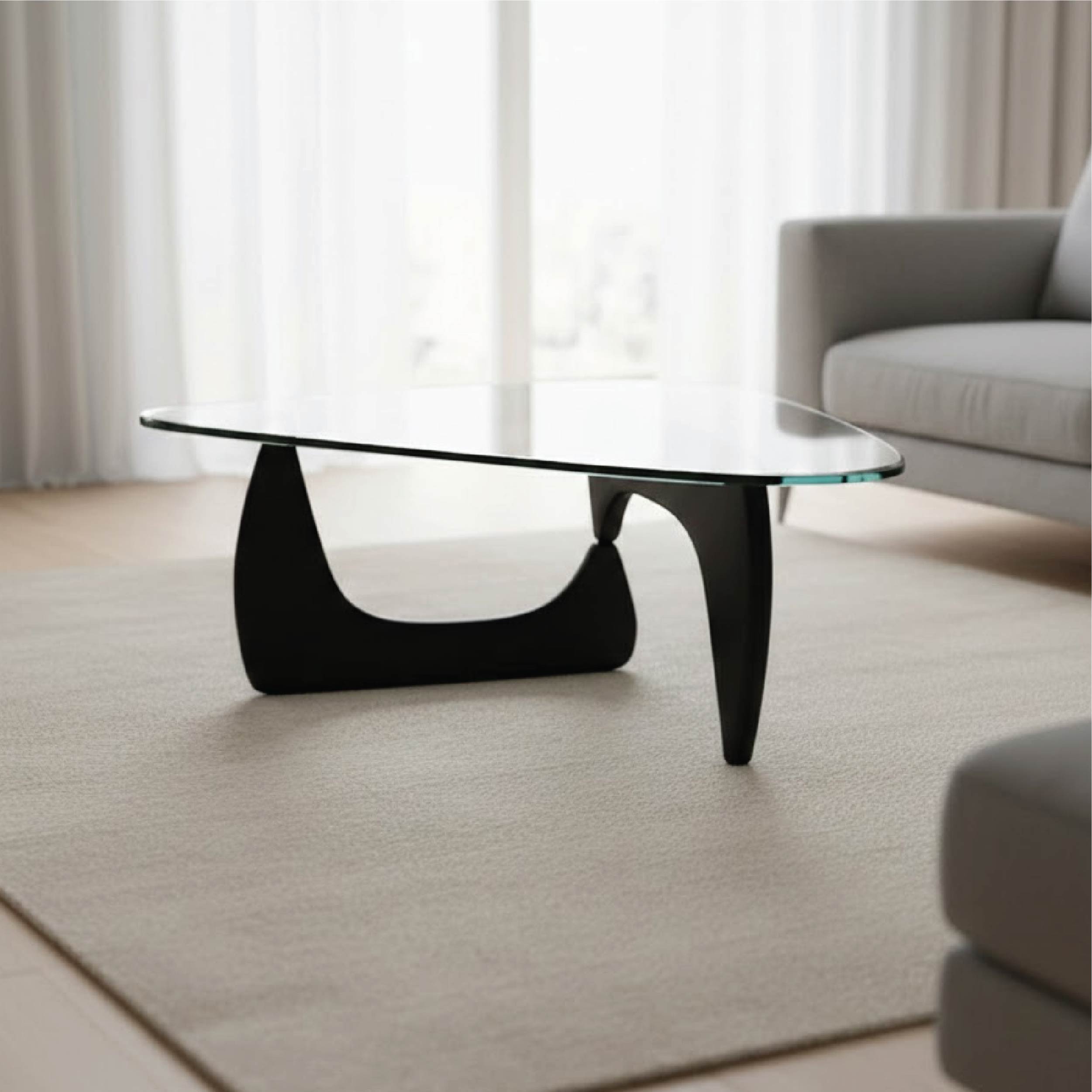 865-02-01.jpg Guild Coffee Table - Image 1
