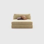 Emirates chaise longue