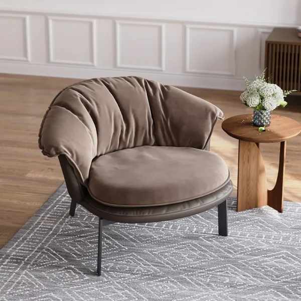 Classic Curve Accent Seat