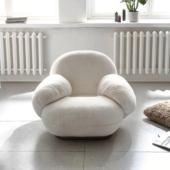 saia-chair-aseel-furniture-3.webp Velvet Deep Seated Armchair - Image 1